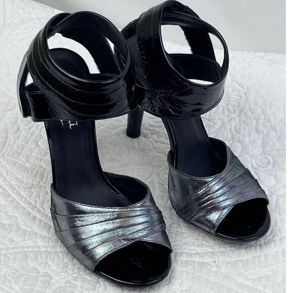 Ogetti by Carla Scarpa Womens 7.5 Black/Silver Leather Dressy High Heel Pumps - Picture 1 of 10